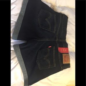 Levi’s NWT woman’s shorts